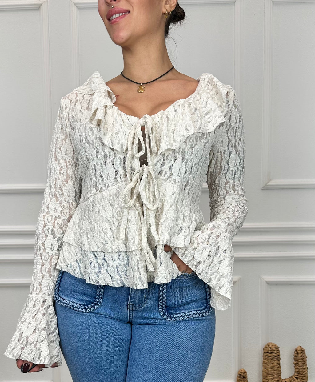 BLUSA ENCAJE LAZADA